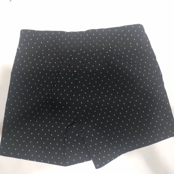 Soho Apparel - Posh Bermuda Shorts - Picture 2 of 3